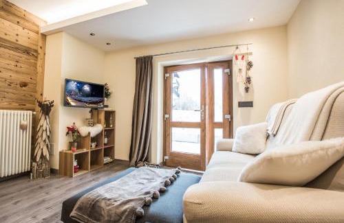 Paquier Apartment | Esprit Carrel: Family-Friendly Stay with 9.4/10 Rating