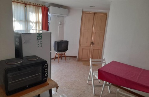 Zarate Apartment | Prime Location in Zarate with Family and Pet-Friendly Perks