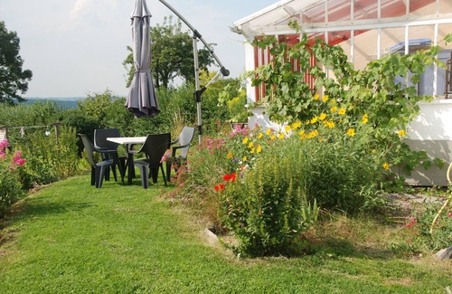 Creppe Cottage | Explore Essarts the House: Family & Pet Friendly Getaway