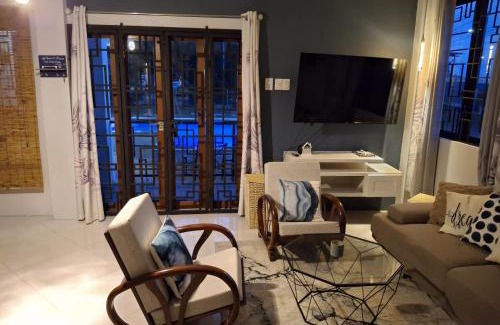 Crown Point Apartment | Essence at Gaskin Bay
