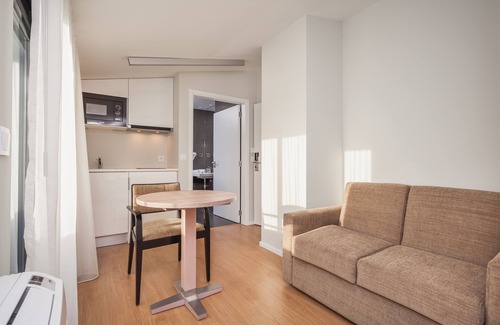 Fatima Hotel | Experience Comfort at Essence Inn Marianos - 4-Star Stay