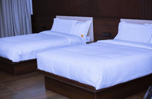 Cyangugu Hotel | Essencia Kivu Hotel