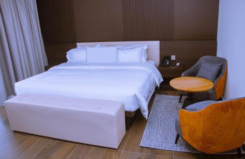 Cyangugu Hotel | Essencia Kivu Hotel