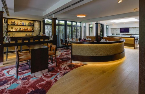 Erkrath Hotel | Delightful Essensio Hotel Düsseldorf with Pool and Ocean View