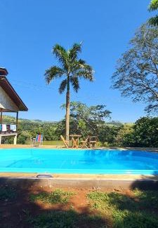 Chopinzinho House | Experience Oceanfront Bliss at Estância das Graças