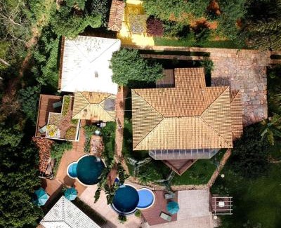 Barao de Cacais House | Pet-Friendly Getaway at Estância Peti with Ocean Views
