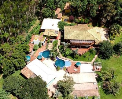 Barao de Cacais House | Pet-Friendly Getaway at Estância Peti with Ocean Views