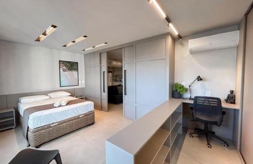 Santa Fe Apartment | Elegant Studio Steps from Shopping with Ocean View & Pool