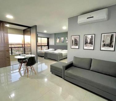 Jardim dos Estados Apartment | Cozy Studio on 27th Floor with Avenue Afonso Pena Views