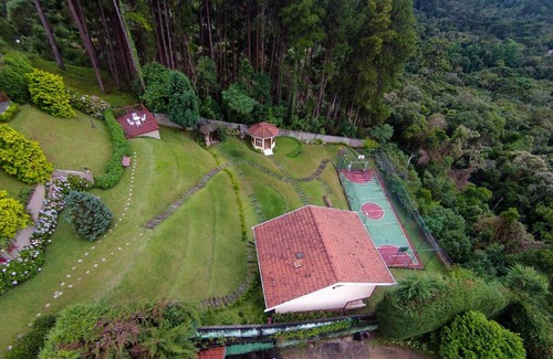 Recanto Araucaria Apartment | Romantic Studio with Pool & Hot Tub - 4-Star Experience