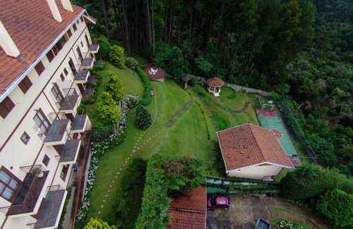Recanto Araucaria Apartment | Romantic Studio with Pool & Hot Tub - 4-Star Experience