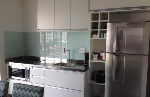 Pinheiros Apartment | Stylish Estúdio Vila Madalena with Pool & Perfect 10 Rating