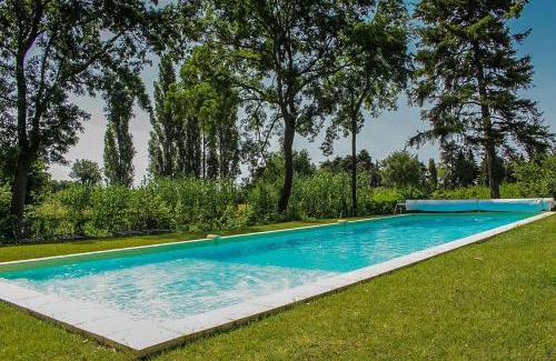 Colonzelle Apartment | Pet-Friendly Getaway with Pool and Child Amenities