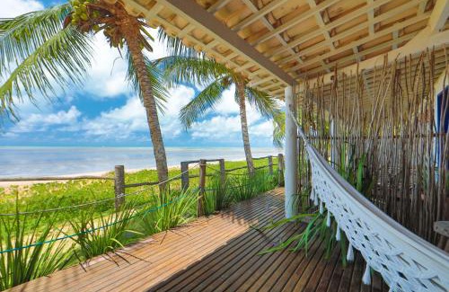 Japaratinga House | Oceanfront Escape at Estalagem Caiuia - 4-Star Comfort
