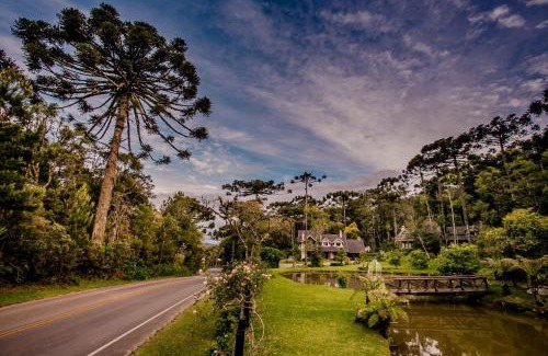 Mato Queimado Hotel | Discover Estalagem Coração Da Mata: 4-Star Bliss Awaits