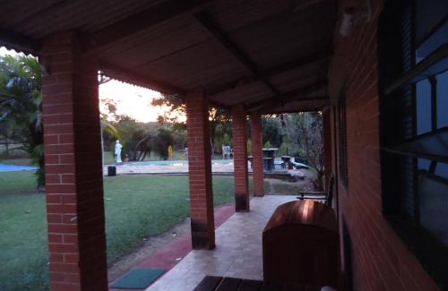 Cristalina House | Pet-Friendly Estalagem das Estrelas with Pool & Family Amenities
