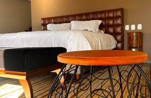 Lomba Grande Hotel | Discover Estalagem Pastoreio: 5-Star Resort with Spa & Pool