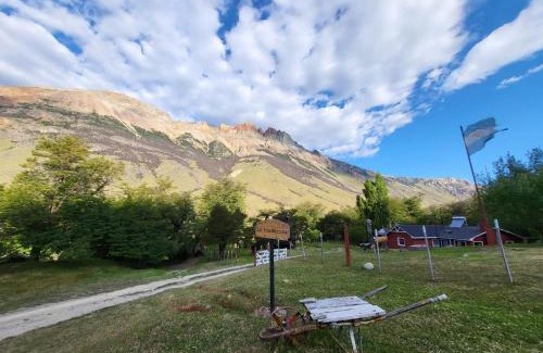 El Chalten Cabin | Eco-Friendly Retreat at Estancia Bonanza: Rated 10/10