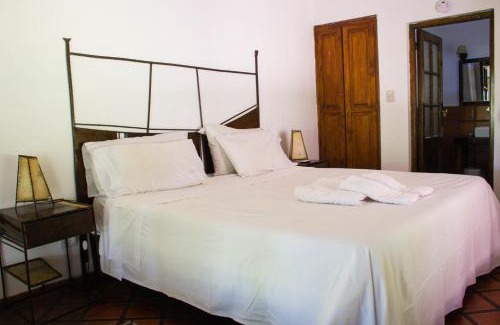 San Antonio de Areco Hotel | Relax at Estancia La Cinacina with a Hot Tub Oasis