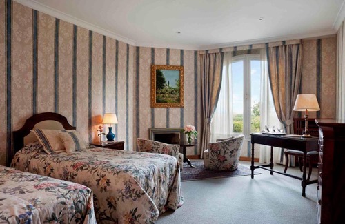 Balcarce House | Exceptional Estancia La Estrella: Oceanfront Spa Retreat