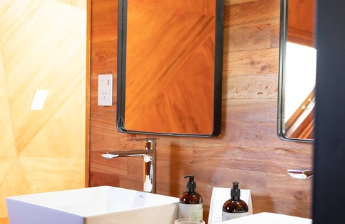 Perito Moreno Cabin | Discover Estancia Patagonia El Calafate - Luxury Camps & Spa