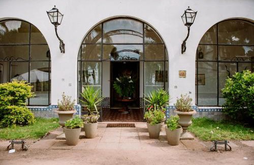 Cerra Colorado Hotel | Unwind at Estancia Turística San Pedro de Timote Hotel
