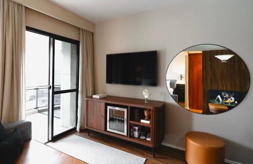 Vila Olimpia Hotel | Pet-Friendly Stay at Estanplaza Funchal Faria Lima
