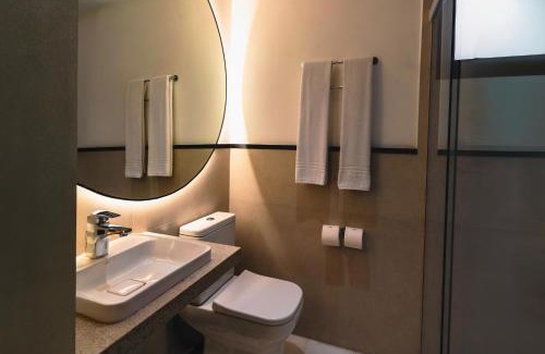 Vila Olimpia Hotel | Pet-Friendly Stay at Estanplaza Funchal Faria Lima