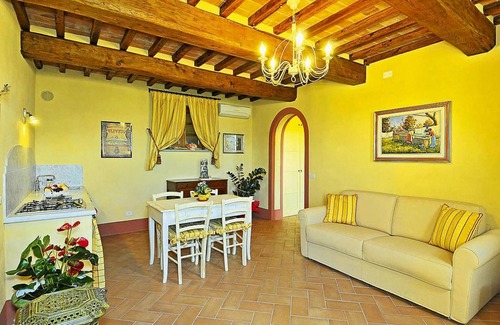 Buti Apartment | Discover Agriturismo Cima alla Serra in Beautiful Pisa