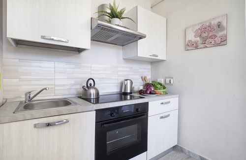 Sant'Agnello House | Villa Lina: Family-Friendly Getaway with Spa & Breakfast