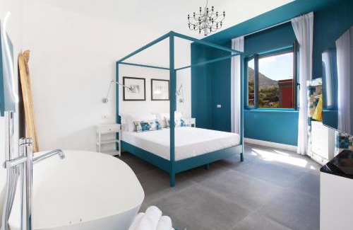 Sant'Agnello House | Stylish Design Flat with Breakfast & Family-Friendly Amenities