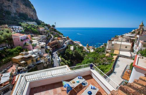 Liparlati House | Charming Medusa Positano: Family-Friendly Amenities Await
