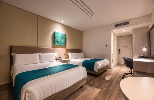 El Castillo Hotel | Discover Estelar Square: Family-Friendly Stay with Spa & Pool