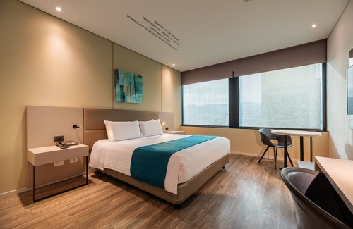 El Castillo Hotel | Discover Estelar Square: Family-Friendly Stay with Spa & Pool