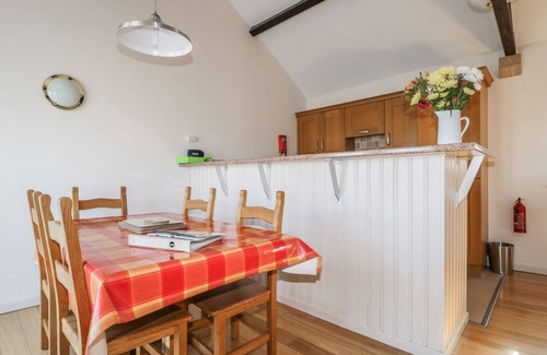 Cockermouth Cottage | Welcoming Esthers Barn: Pet-Friendly and Family-Oriented Retreat