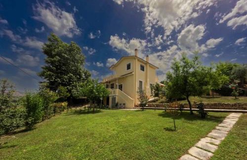 Archaia Olympia Apartment | Kid-Friendly Estia Guest House Rated 9.5/10 by Guests