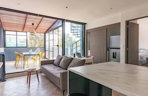 Santa Maria la Ribera Apartment | Unique Style: Terrace Apartment in Vibrant CDMX