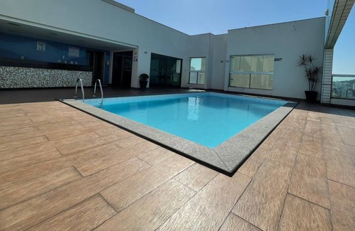 Itapua Apartment | Estiloso e Colorido na Praia da Costa Pé na Areia + Garagem