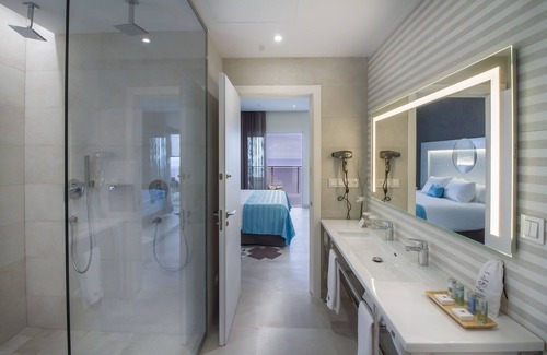 Calpe City Center Hotel | Relaxing ESTIMAR Calpe Suitopia with Spa & Pool Access