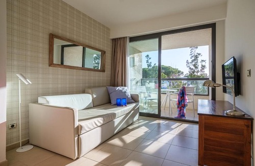 Isla Cristina Hotel | Pet-Friendly Getaway at Estival Isla Cristina with Ocean Views
