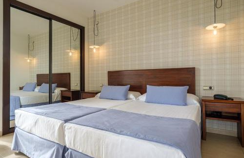 Isla Cristina Hotel | Pet-Friendly Getaway at Estival Isla Cristina with Ocean Views
