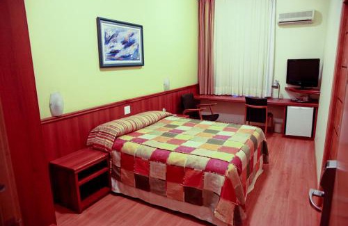 Centro Hotel | Eston Hotel - Pet Friendly in a Prime Central Location