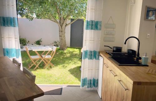 Les Sables d'Olonne House | Family-Friendly Estrella with Hot Tub and Kitchen Access
