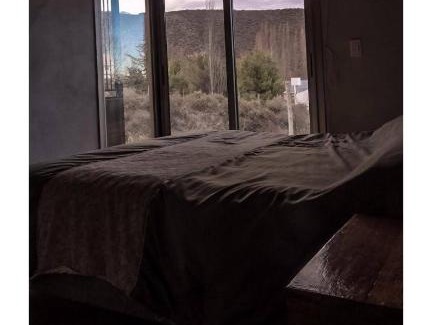 Las Vegas Ski Chalet | Family-Friendly Estrella del Valle - Pet Welcoming Retreat