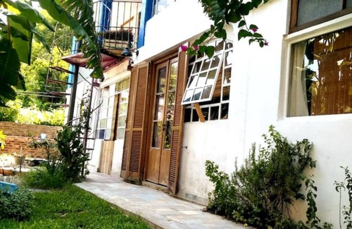 Tigre Apartment | Cozy Studio Retreat with Beautiful Garden & Spa Access