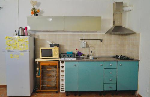 San Vicente del Raspeig House | Cozy Studio with Garden and Private Parking by the Sea