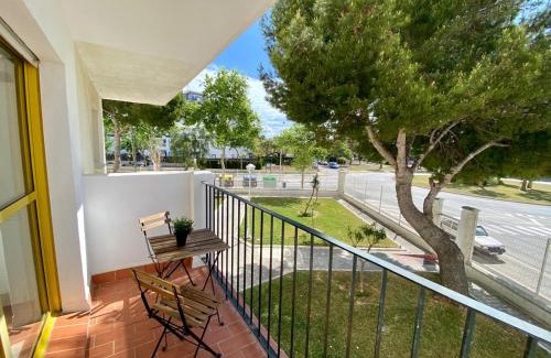 Valdelagrana Apartment | Explore Estudio Blegamar Terraza: Oceanfront & Pet Friendly