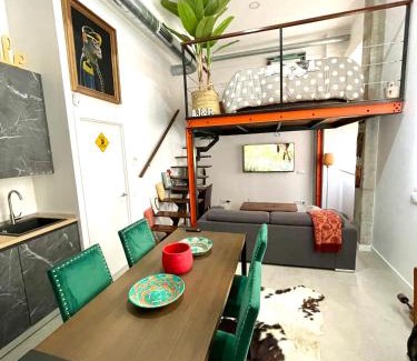 San Blas-Canillejas Apartment | Central Estudio Near Wanda, Ifema & Airport - Pet Friendly