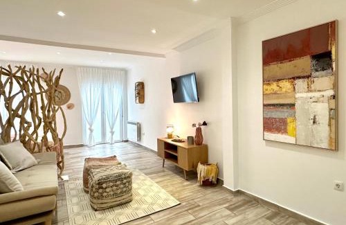 Castro Urdiales Apartment | Cozy Studio Near the Port with Family and Pet-Friendly Perks