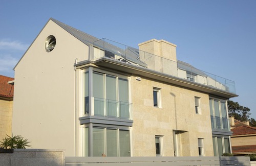 Alcabre Apartment | Cozy Studio with Terrace and Ocean Views - DDS Cortegada